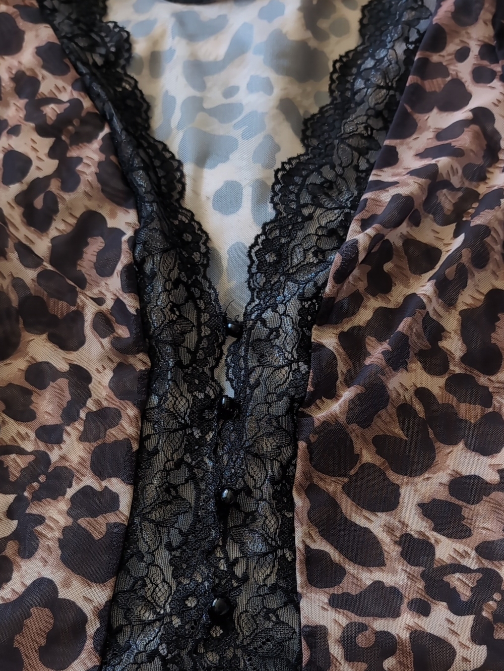 Leopard Print Lace-Trim Women's Top - Brown/Black - Picture 5 of 6